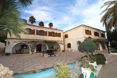 Exterior 1