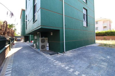 Exterior 9