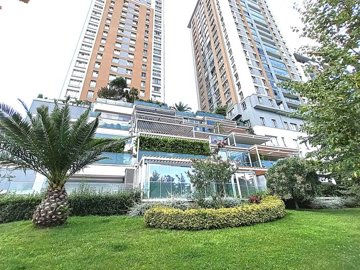 Exterior 1