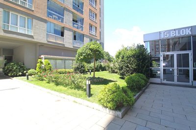 Exterior 13