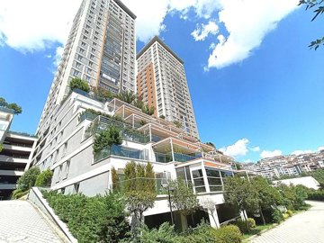 Exterior 4