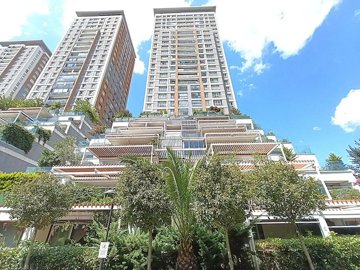 Exterior 6