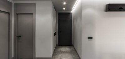 Interior 5