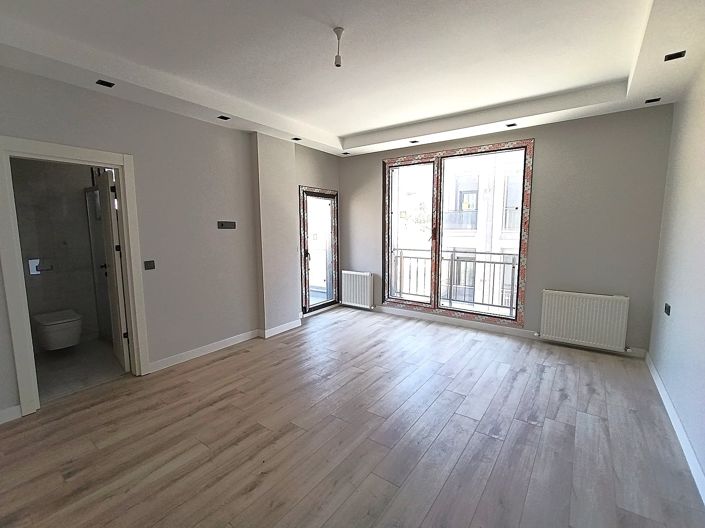 Image No.16-2 Bed Apartment for sale