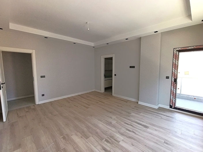 Image No.17-2 Bed Apartment for sale