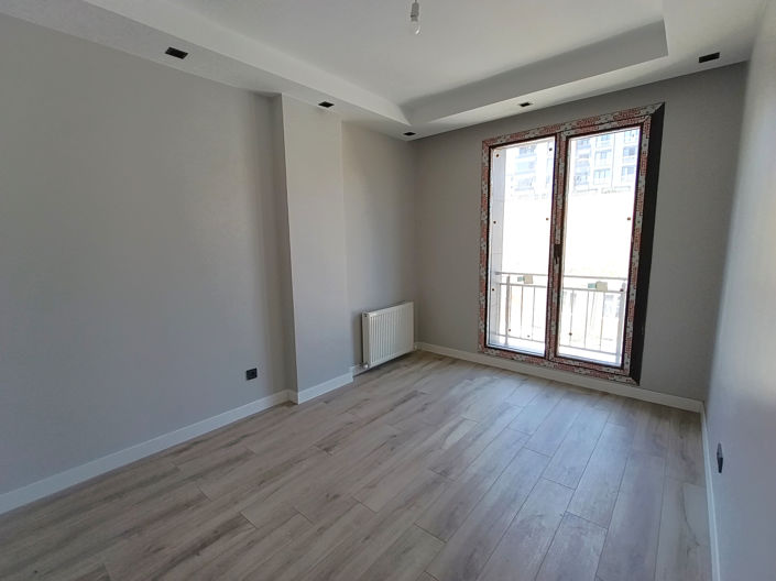Image No.18-2 Bed Apartment for sale
