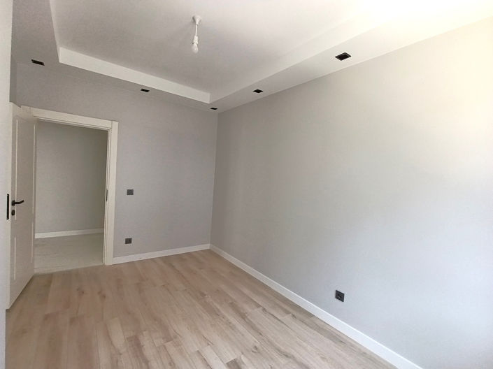Image No.19-2 Bed Apartment for sale