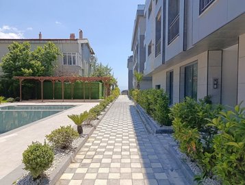 Exterior 6