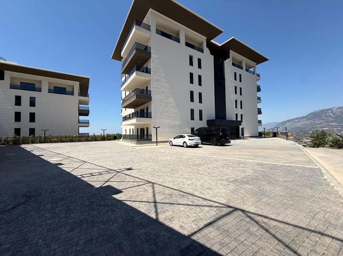 Image No.9-3 Bed Apartment for sale