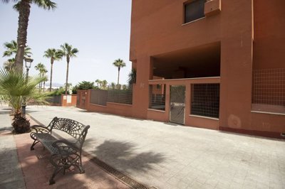 Exterior 5