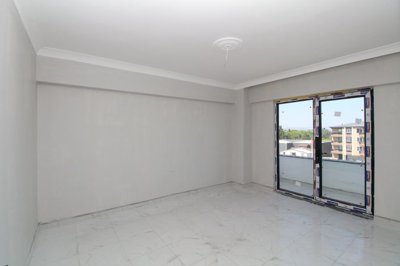 Interior 3