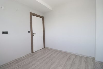 Interior 5