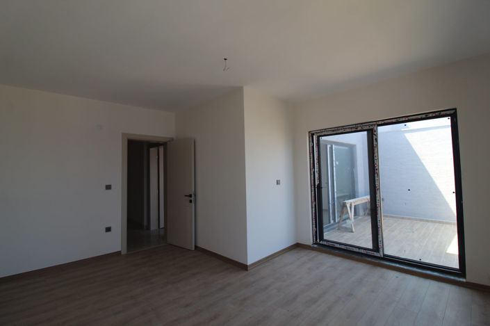 Image No.26-3 Bed Apartment for sale
