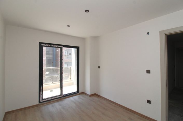 Image No.34-5 Bed Apartment for sale