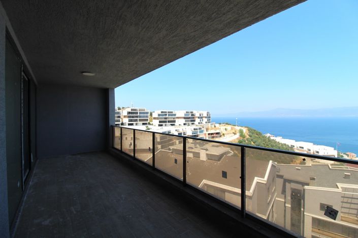Image No.41-5 Bed Apartment for sale