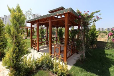 Exterior 10