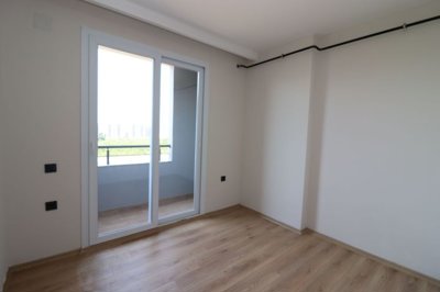 Interior 5