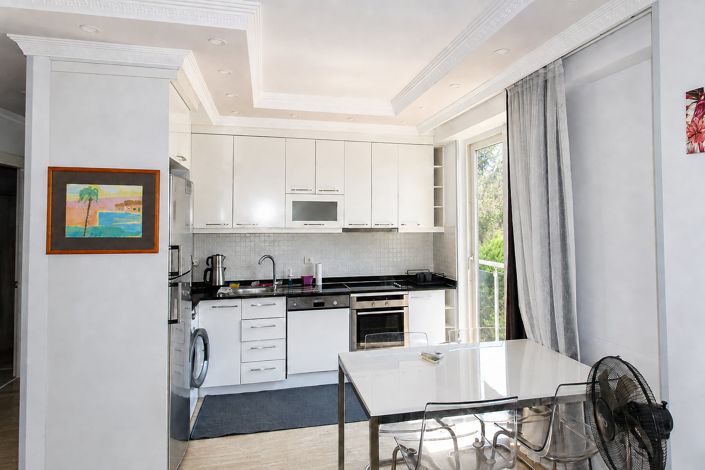 Image No.12-2 Bed Apartment for sale