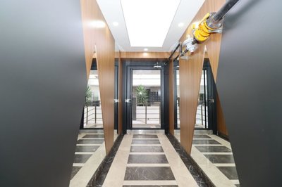 Exterior 8