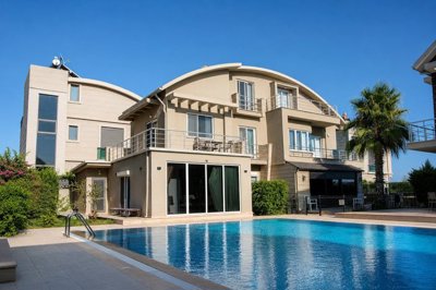 Exterior 1