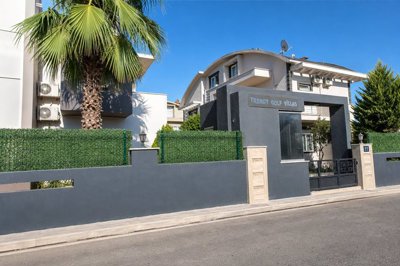 Exterior 5