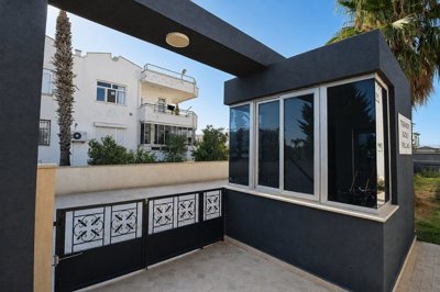 Exterior 7