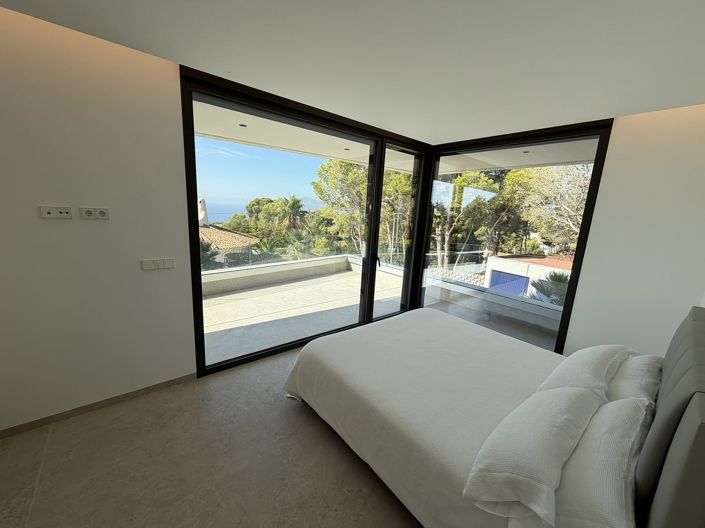 Image No.26-4 Bed House/Villa for sale