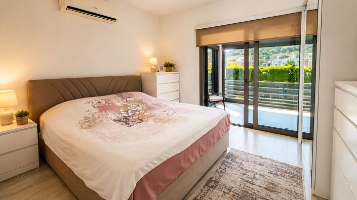 Image No.24-4 Bed House/Villa for sale