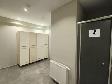 Exterior 13