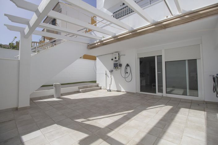 Image No.10-3 Bed House/Villa for sale