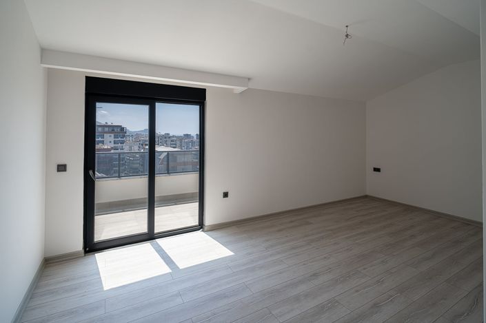 Image No.35-1 Bed Apartment for sale