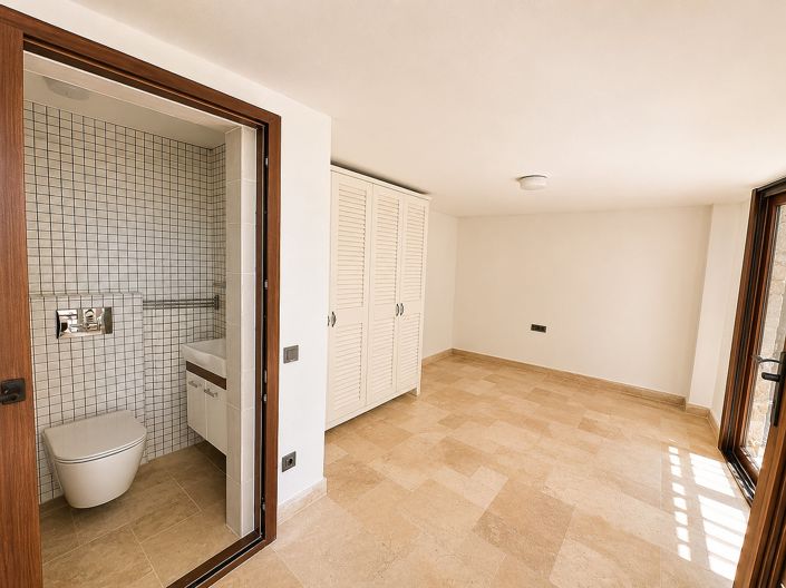 Image No.32-5 Bed House/Villa for sale