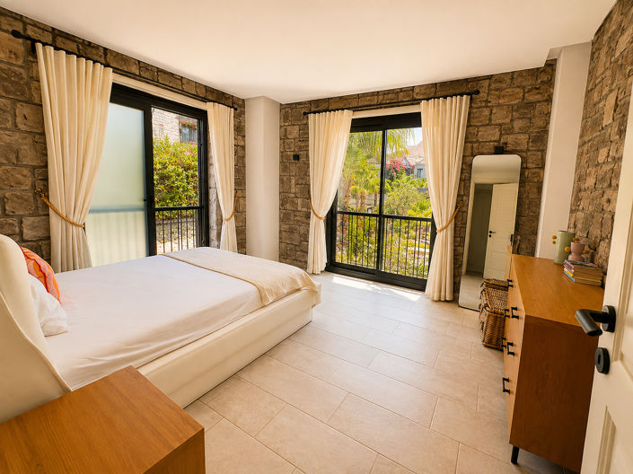 Image No.51-5 Bed House/Villa for sale