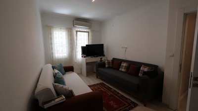 Interior 10