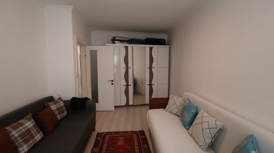 Interior 11