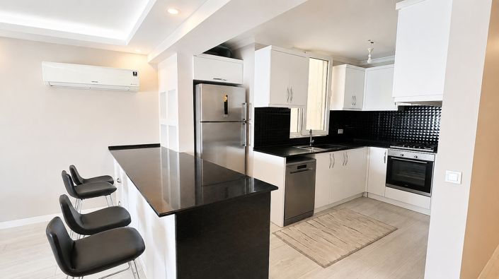 Image No.9-3 Bed Apartment for sale
