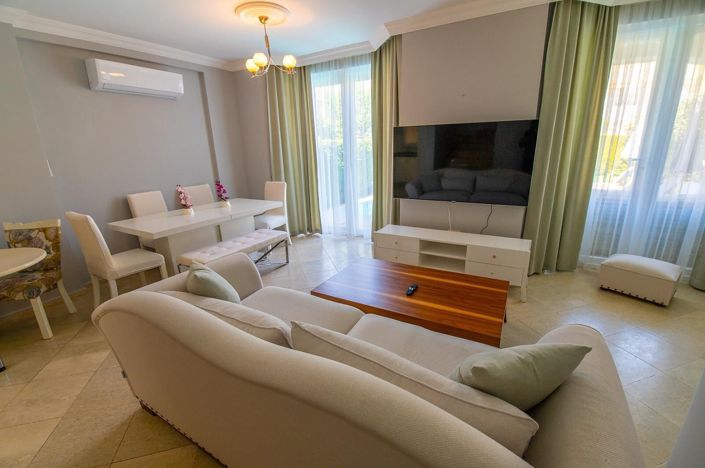 Image No.6-5 Bed House/Villa for sale