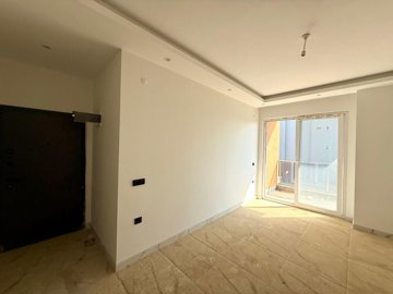 Interior 3