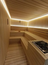 Interior 8