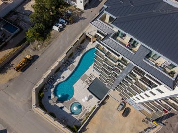 Exterior 6