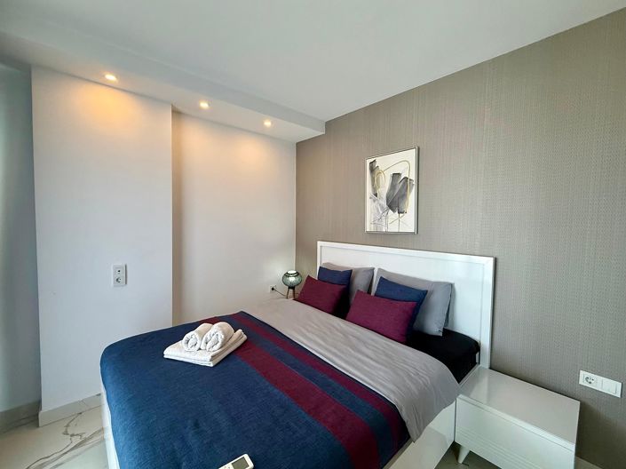 Image No.24-1 Bed Apartment for sale