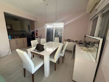 Interior 3