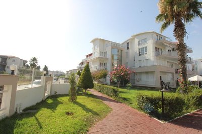 Exterior 5