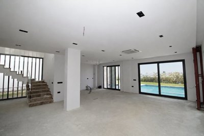 Interior 2