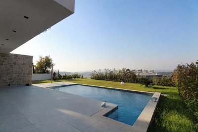 Exterior 7