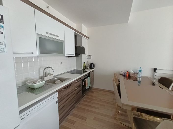 Image No.17-2 Bed Apartment for sale