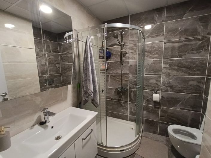 Image No.24-2 Bed Apartment for sale