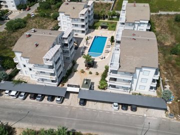 Exterior 3