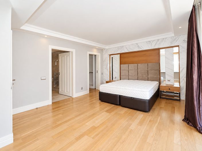 Image No.20-3 Bed Apartment for sale