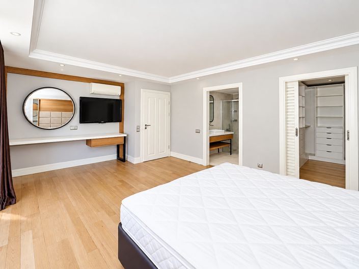 Image No.21-3 Bed Apartment for sale